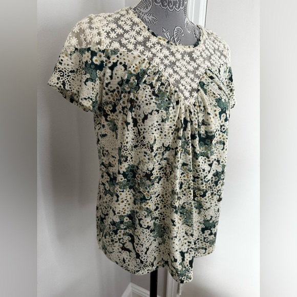 LC Lauren Conrad Top with Daisy White Lace Yoke. Mini Floral Print. Soft, Flowy. - Picture 3 of 16